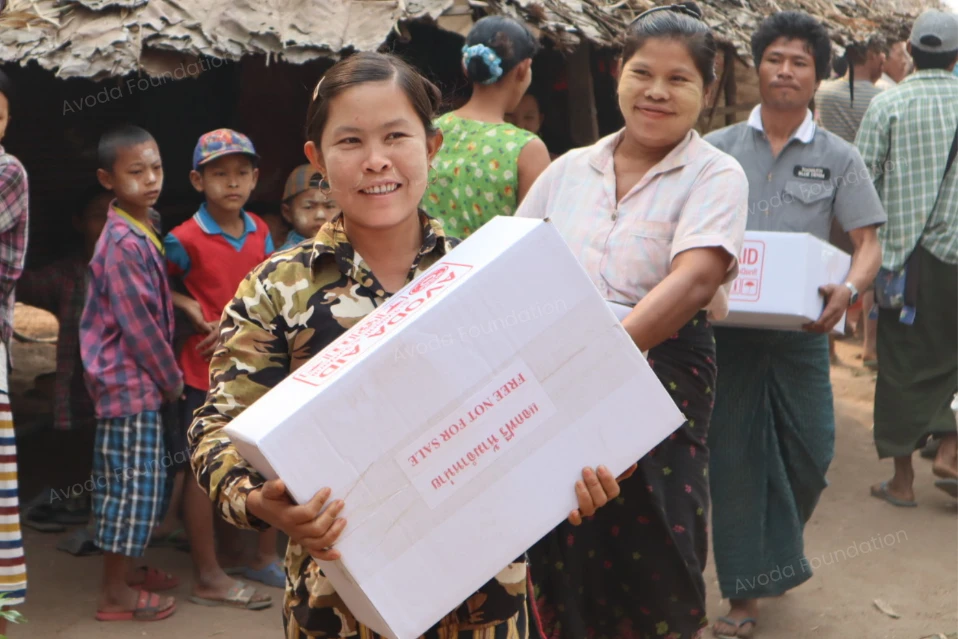 A Heartfelt Journey: Peter and Nelly’s Mission to Feed the Hungry