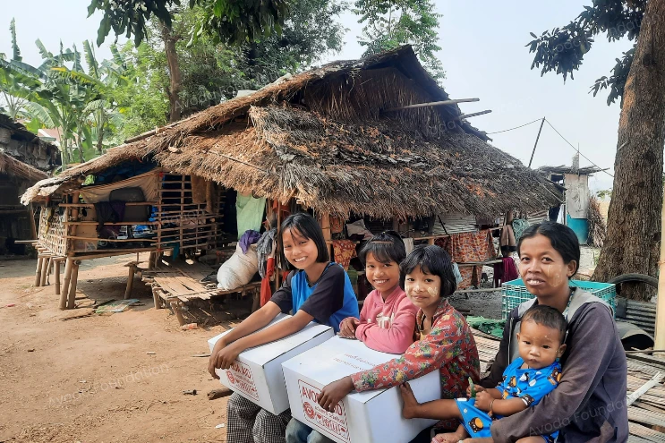 A Heartfelt Journey: Peter and Nelly’s Mission to Feed the Hungry