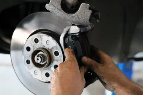 Mercedes Benz Brake Replacement in Dubai: Ensuring Your Safety on the Road