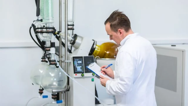 The Harmonic Distillation Process in Modern Extraction