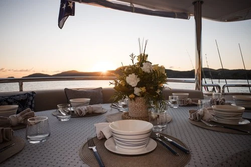 Discover the Ultimate Boat Hire Gold Coast Experience with Encore Charter Co.