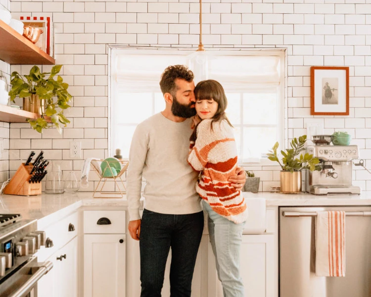 What Countertop Options Work Best for Small Kitchen Spaces?