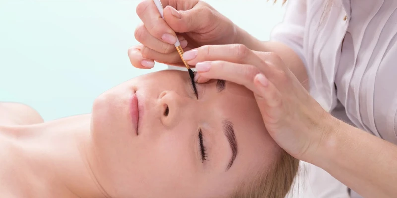 Brow Lash Tinting & Brow Laminations: The Secret to Effortless Beauty