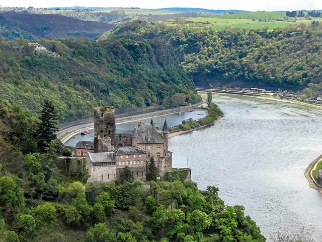 Exploring the Upper Middle Rhine Valley