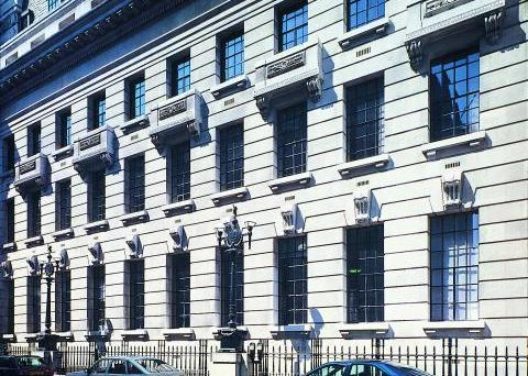 Solar Control Window Film Can Also Help Improve Security At A Commercial Site - Stockfilms