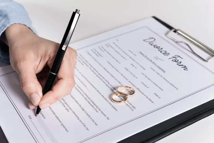 How a Divorce Attorney in Harris County Can Make a Difference in Your Case