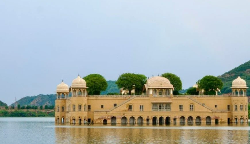 Why the Luxury Golden Triangle Tour Package is So Popular