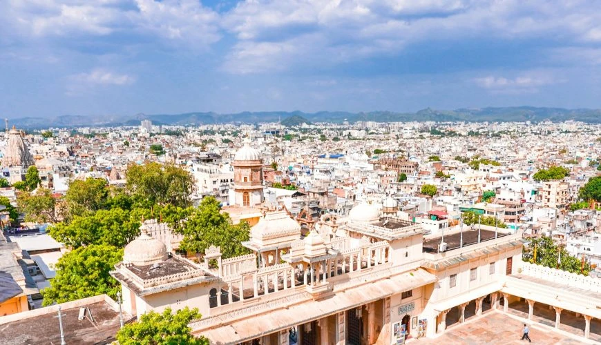 Why the Luxury Golden Triangle Tour Package is So Popular