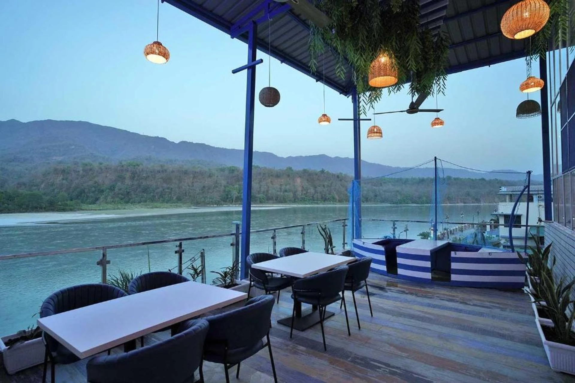Best Ganga View Hotels in Rishikesh with Yoga and Wellness Facilities