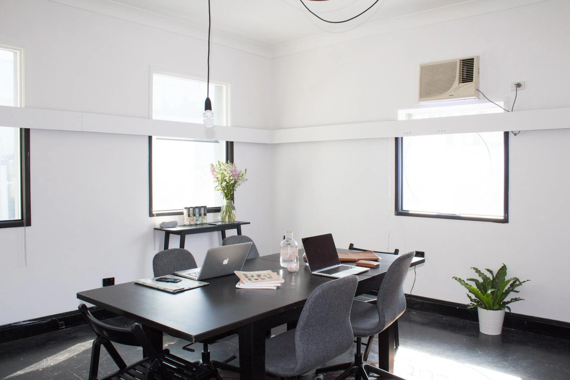 Discover the Best Meeting Spaces in Shepherd’s Bush and Flexible London Coworking Spaces with a Day Pass