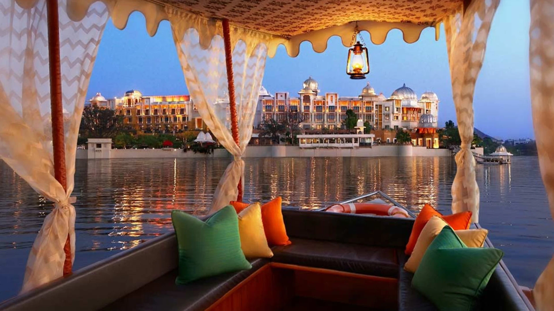 Top 7 Must-Visit Destinations on Your India Luxury Trip