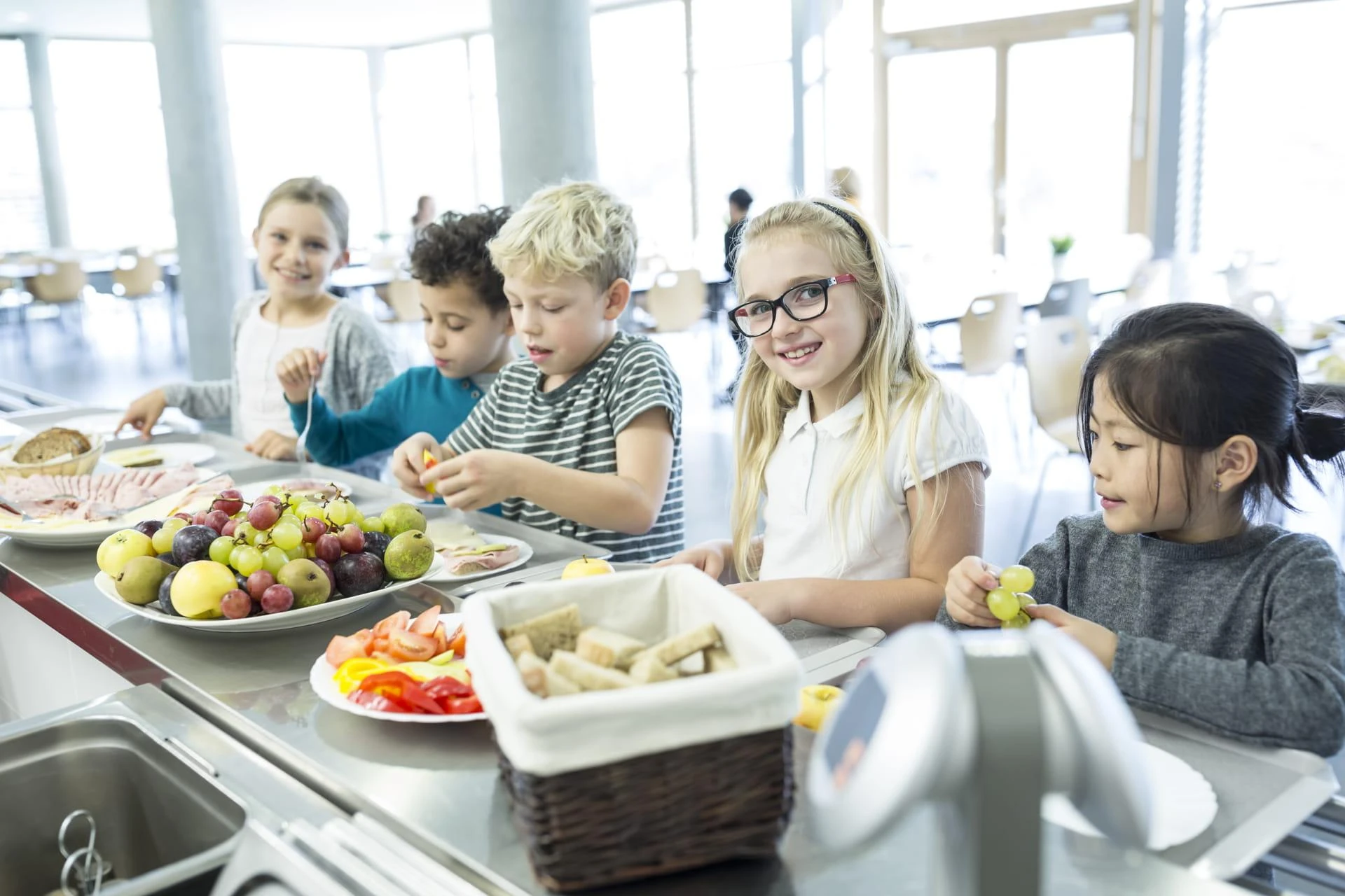 10 Factors Pediatricians Identify How Early Nutrition Impacts Lifelong Health