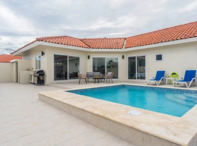 Experience Caribbean Luxury: Browse Stunning Villa Houses for Sale With Aruba Happy Realty 