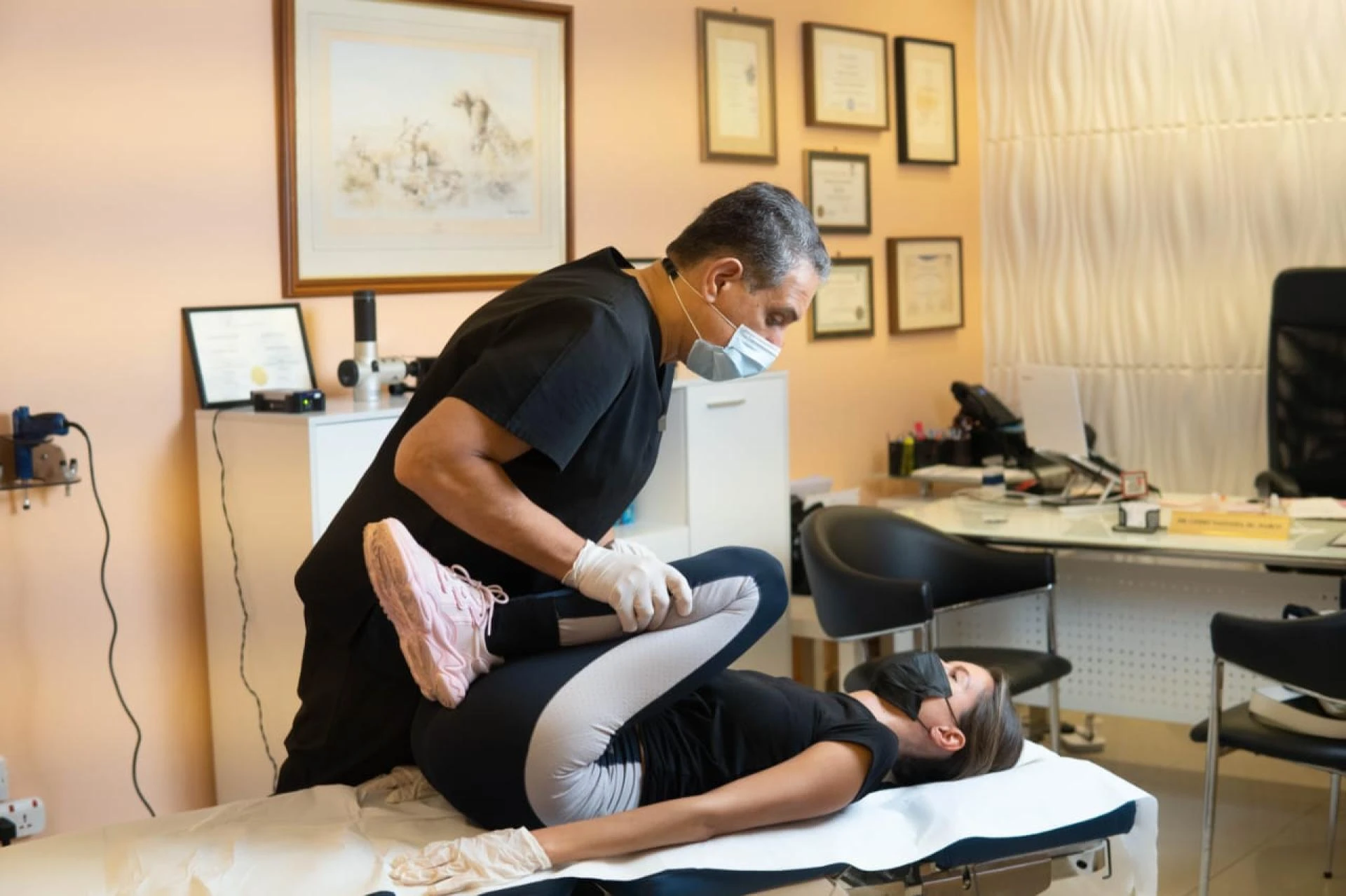 Chiropractor Dubai: Natural Pain Relief for a Healthier You