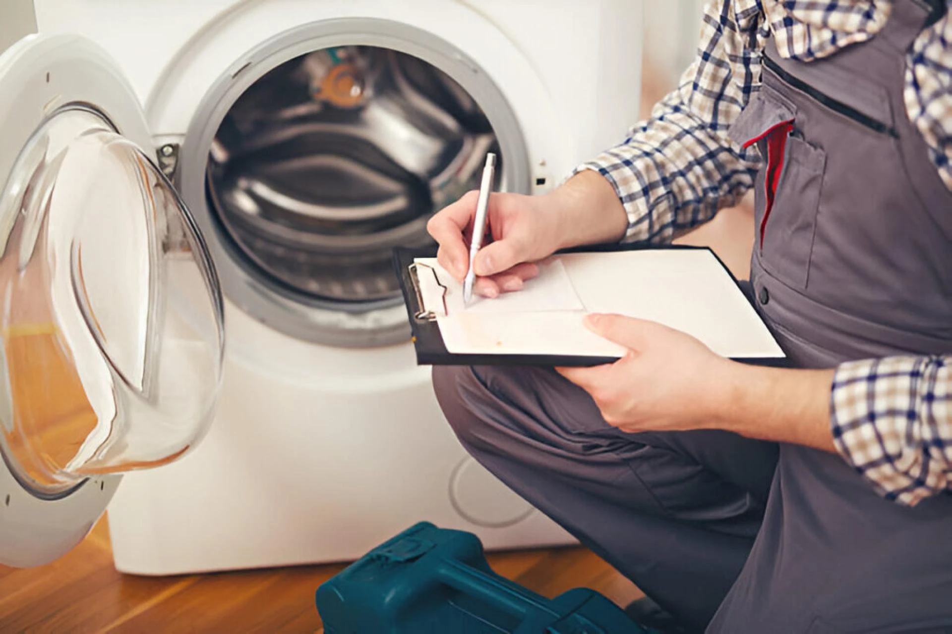 Professional Clothes Washer Repair Services by HK Appliances Repair Dubai