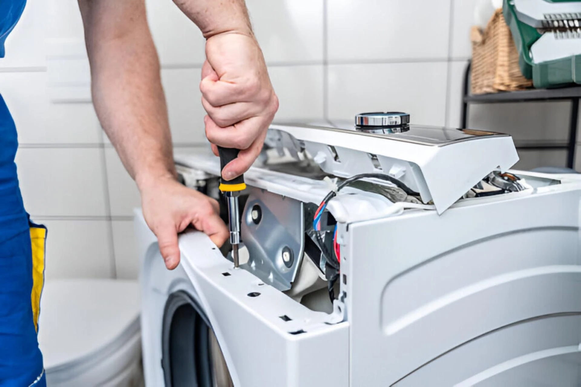 Professional Clothes Washer Repair Services by HK Appliances Repair Dubai