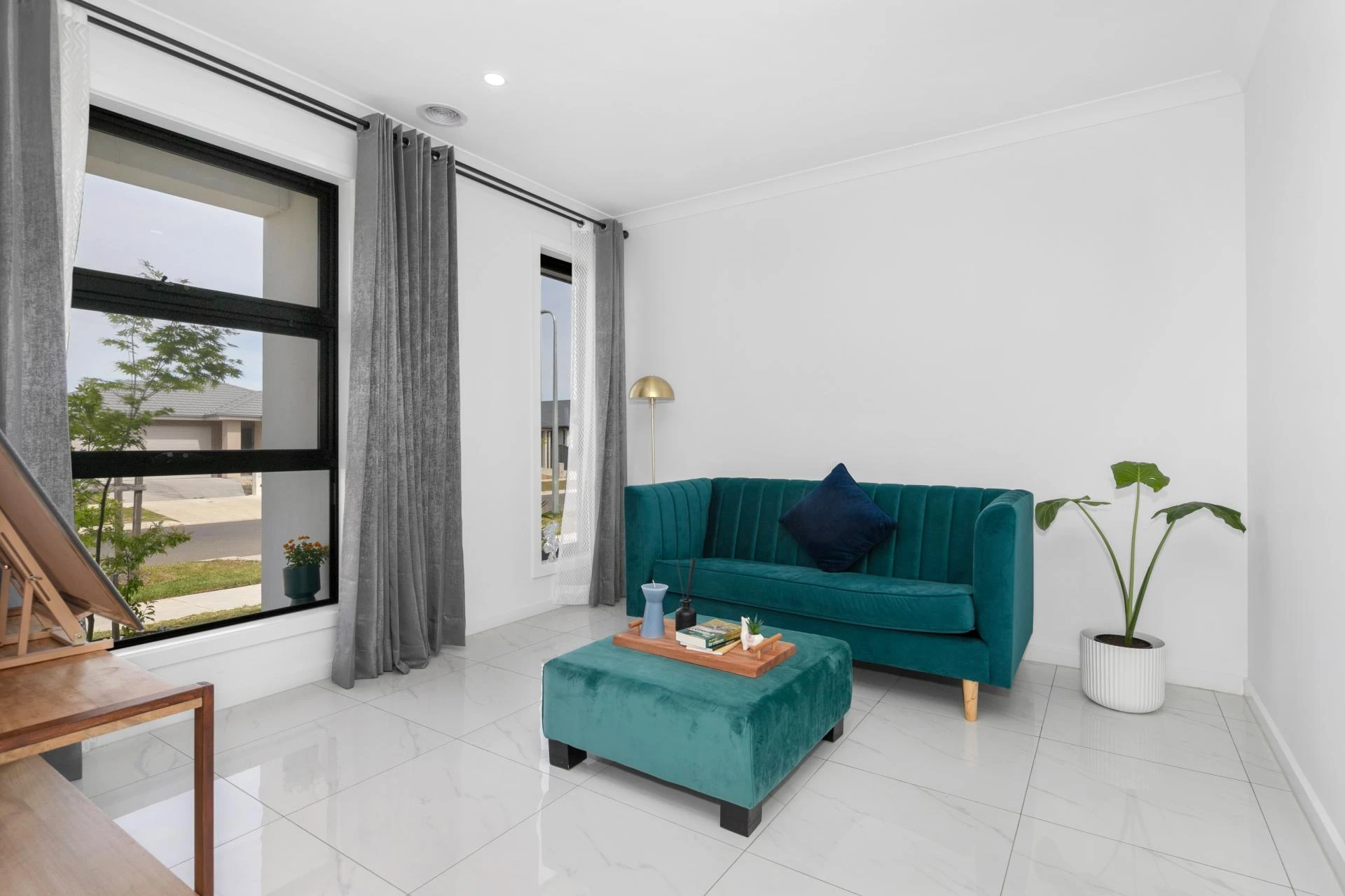 Panoramas, Clean Skies & a Little Digital Dusting: How Listings Get a Facelift