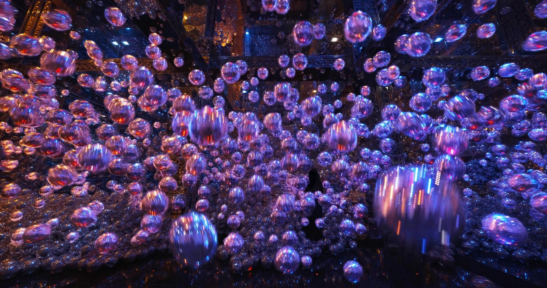 Discovering the Future of Creativity at teamLab Phenomena Abu Dhabi