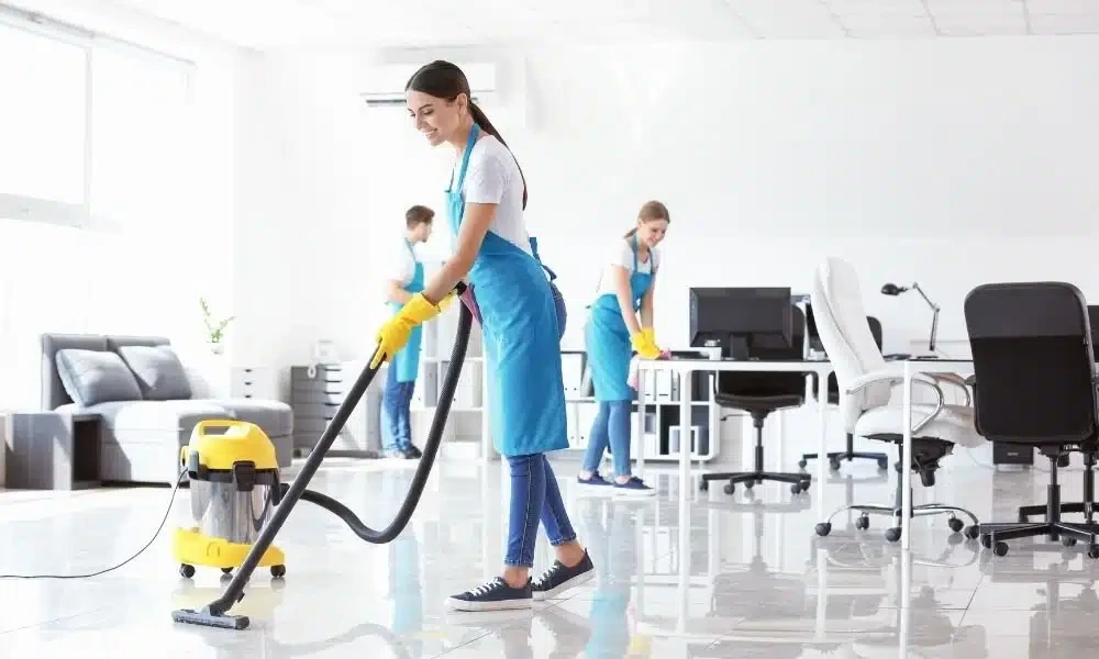 House Cleaning on a Budget: 10 Insider Tips to Save Big on Professional Cleaners