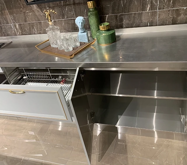 Modern Style Lacquer Stainless Steel Kitchen Design with Kitchen Island