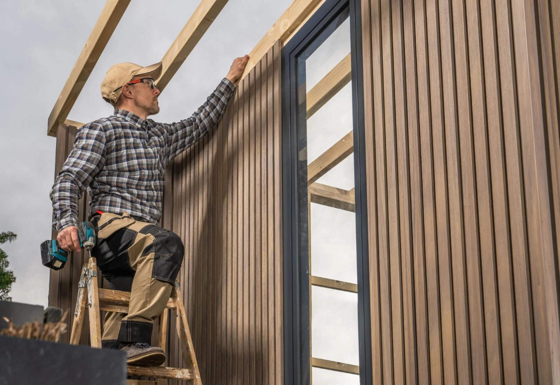 Extend Your Home’s Life with Siding Repair and Installation