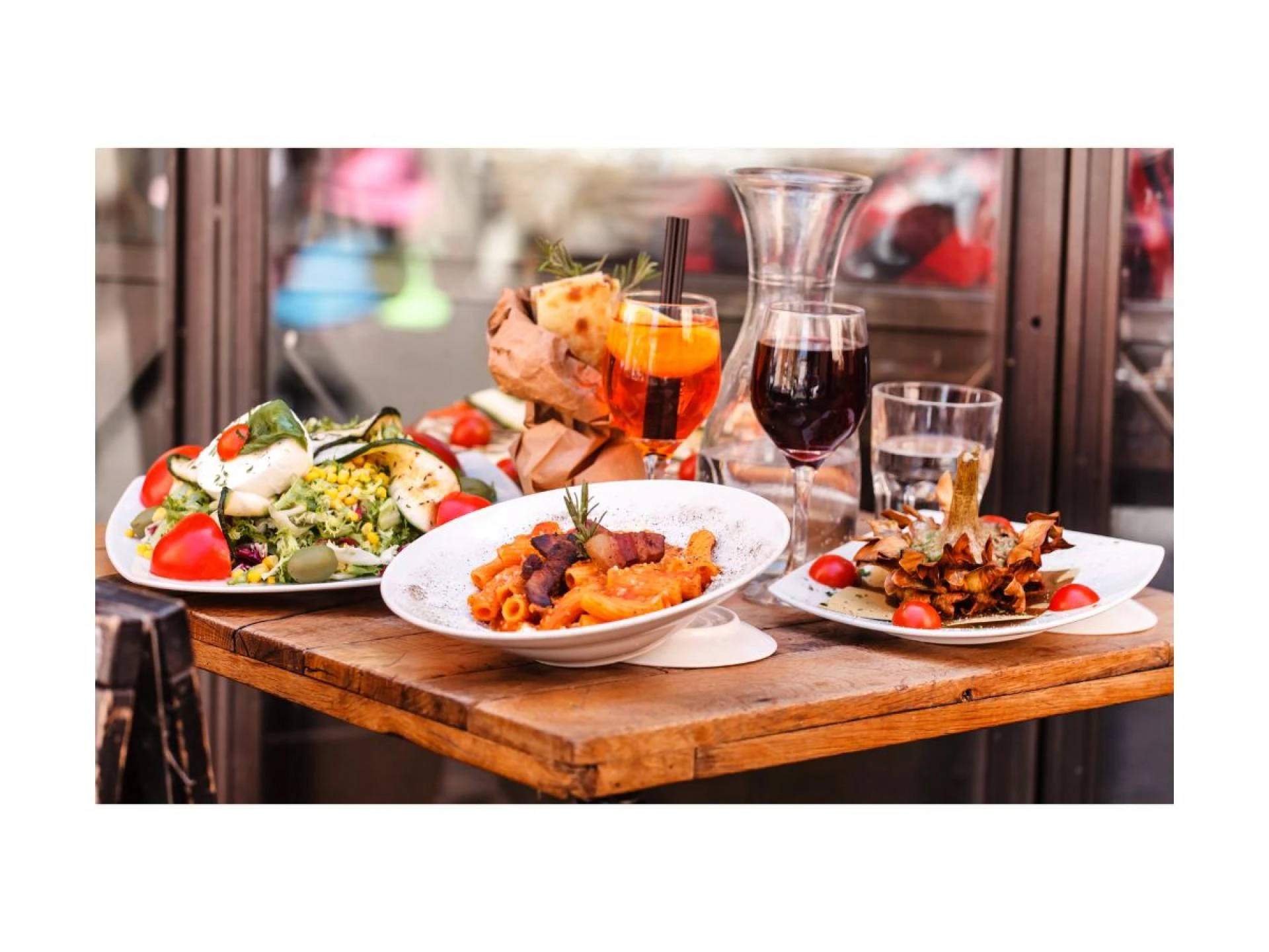 How to Enjoy a Great Night Out: Food, Drinks, and Fun in One Place