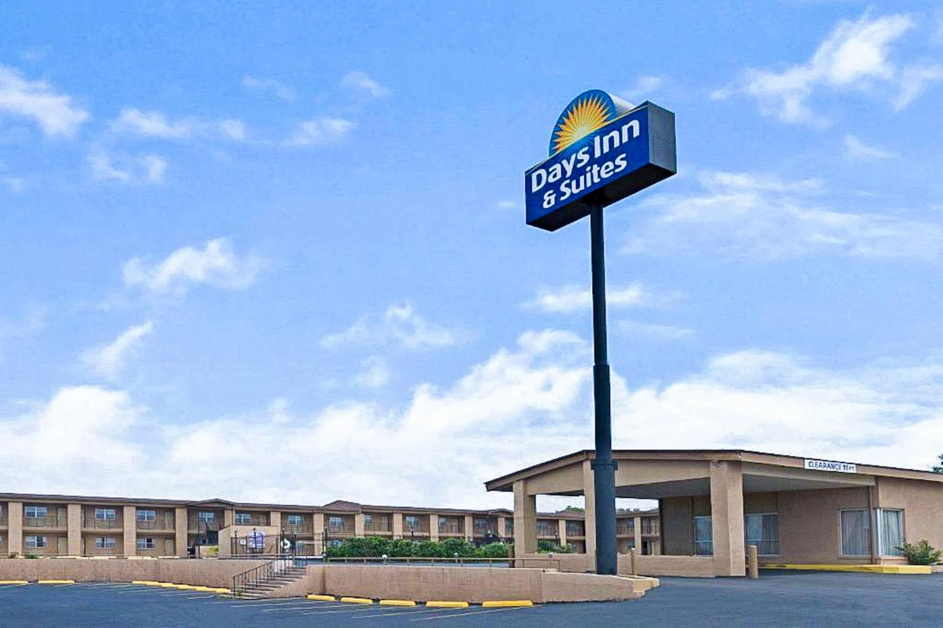 Top Hotel Near Me in Santa Rosa for Road Trippers