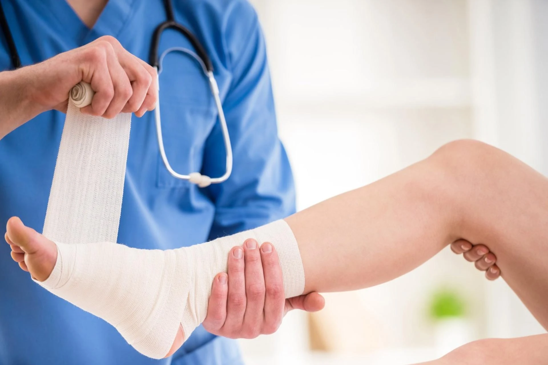 Understanding Persistent Pain After Total Ankle Replacement Surgery in Delhi