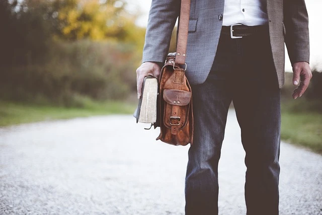 Peter Webber Menswear: Elevating Your Style with Premium Men’s Fashion.