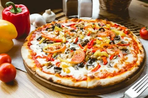 The Ultimate Checklist to Plan the Perfect Pizza Party on a Budget