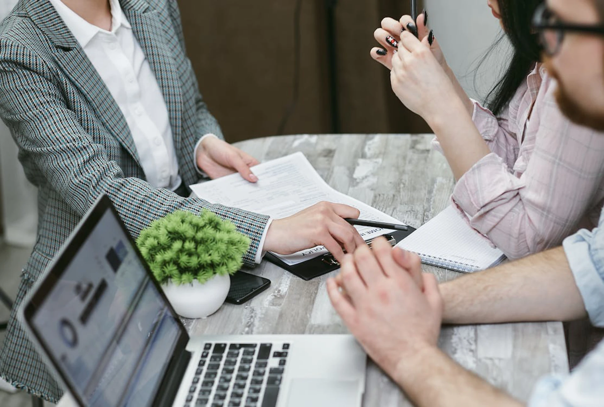 Why Financial Institutions Rely on Certified Translation for International Compliance Audits