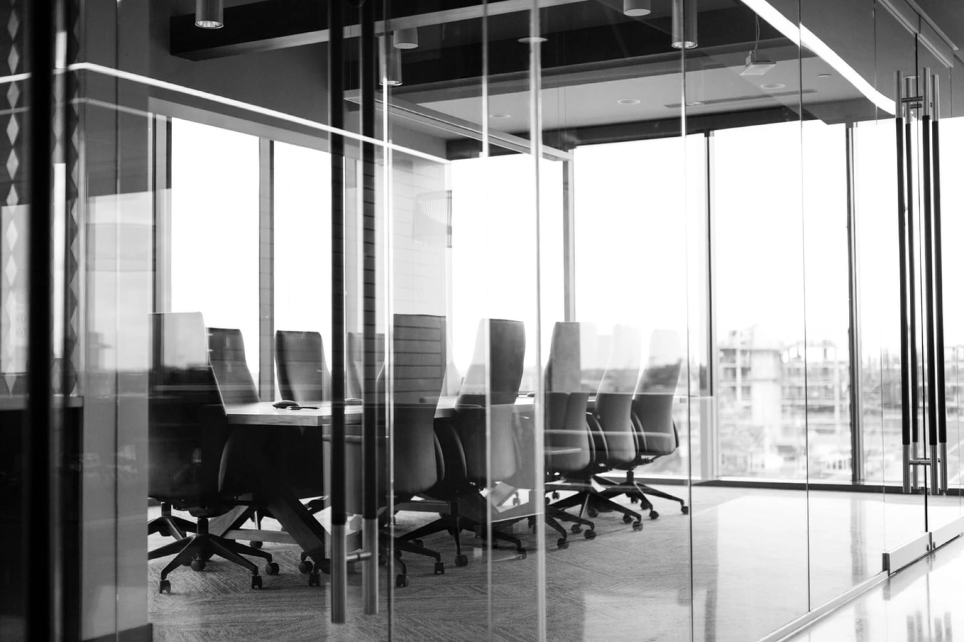 Prime Business Destinations: Why Golf Course Road in Gurgaon Is Ideal for Office Leasing