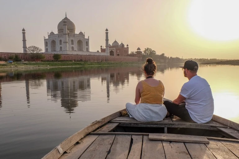 Sunrise at the Taj Mahal: A Magical Agra Experience