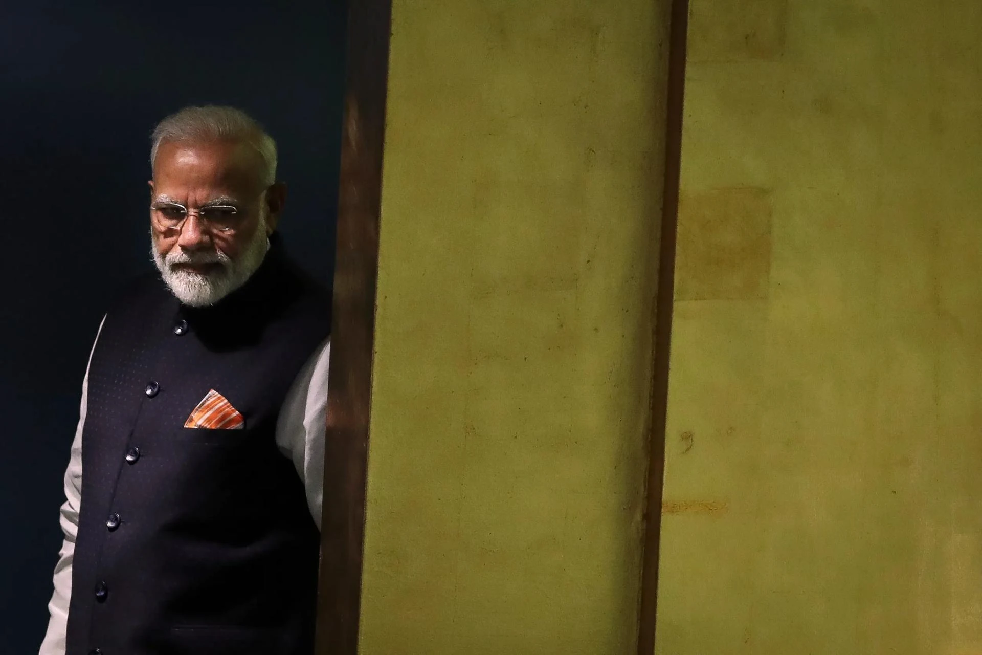 White House, No Hype: How Asim Munir's Quiet Lunch Gave Indian Media a Migraine