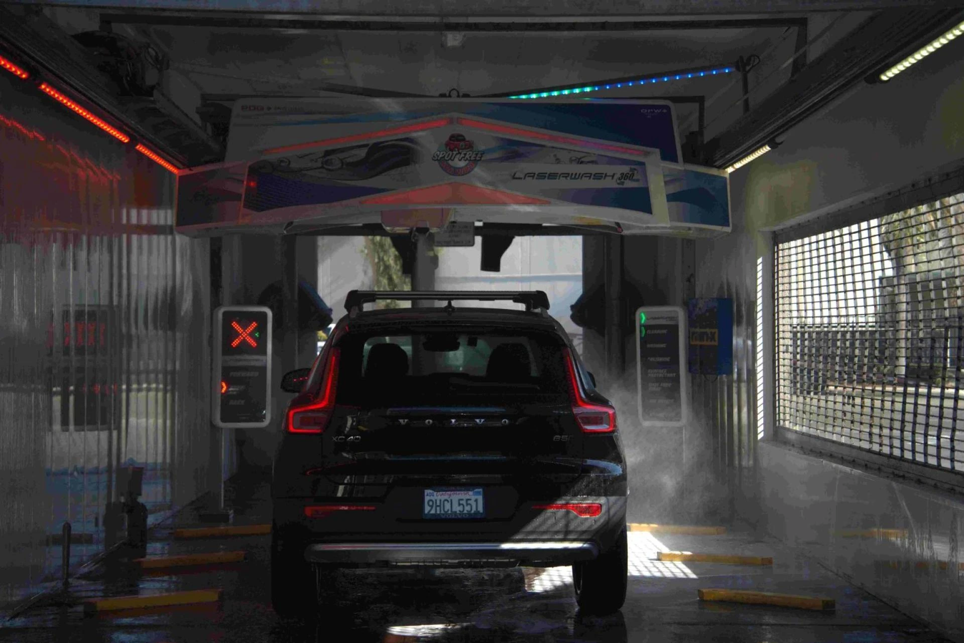 Get Your Car Clean in No Time: Spot Free's 5 Min Carwash
