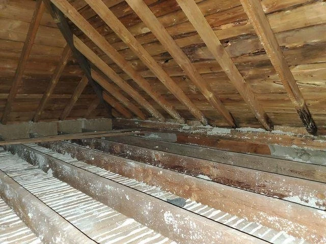 What Makes Blown-In Attic Insulation Ideal for Older Homes