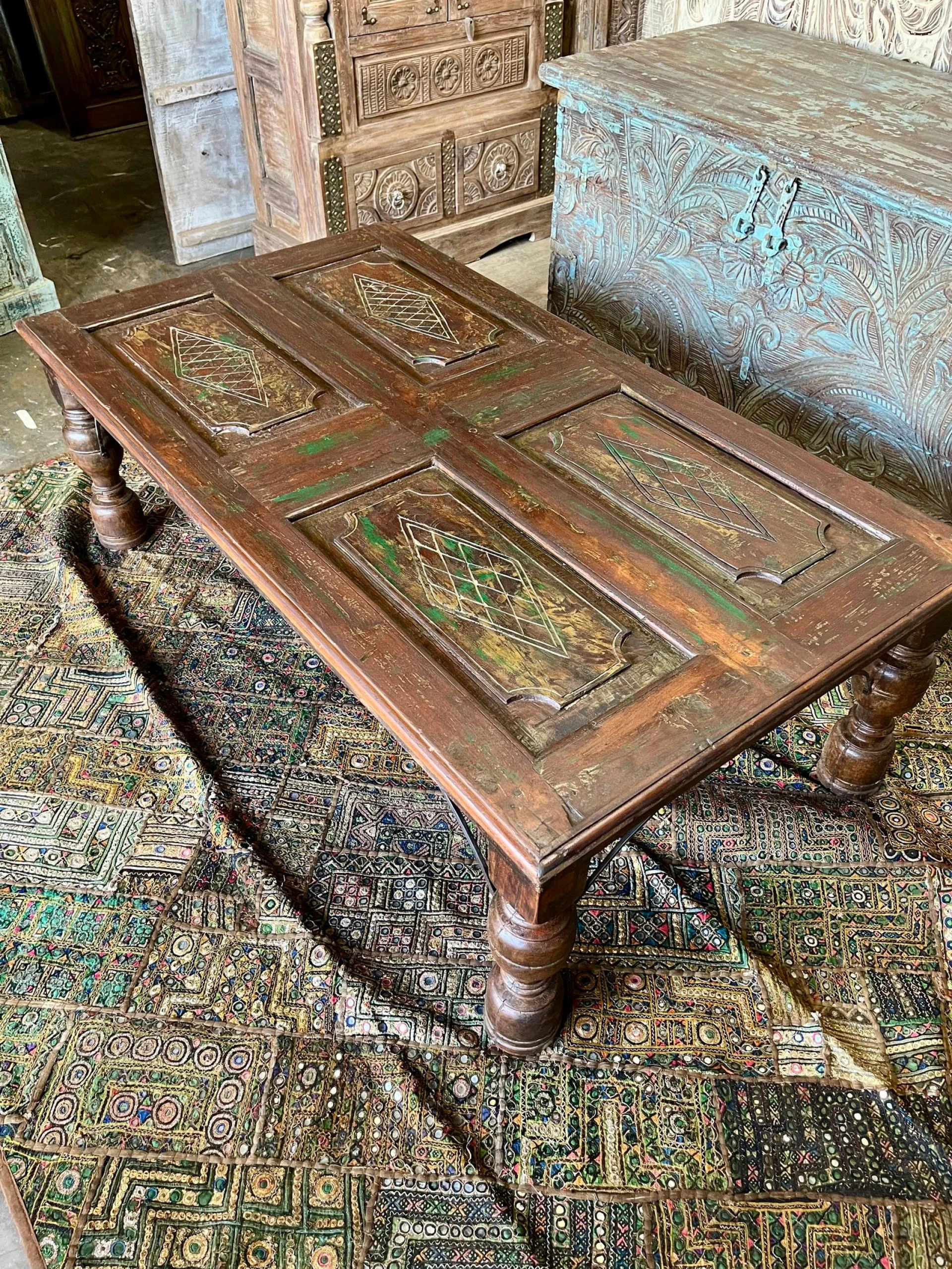 Bohemian Farmhouse Luxury: Elevating Interiors with Carved Statement Pieces