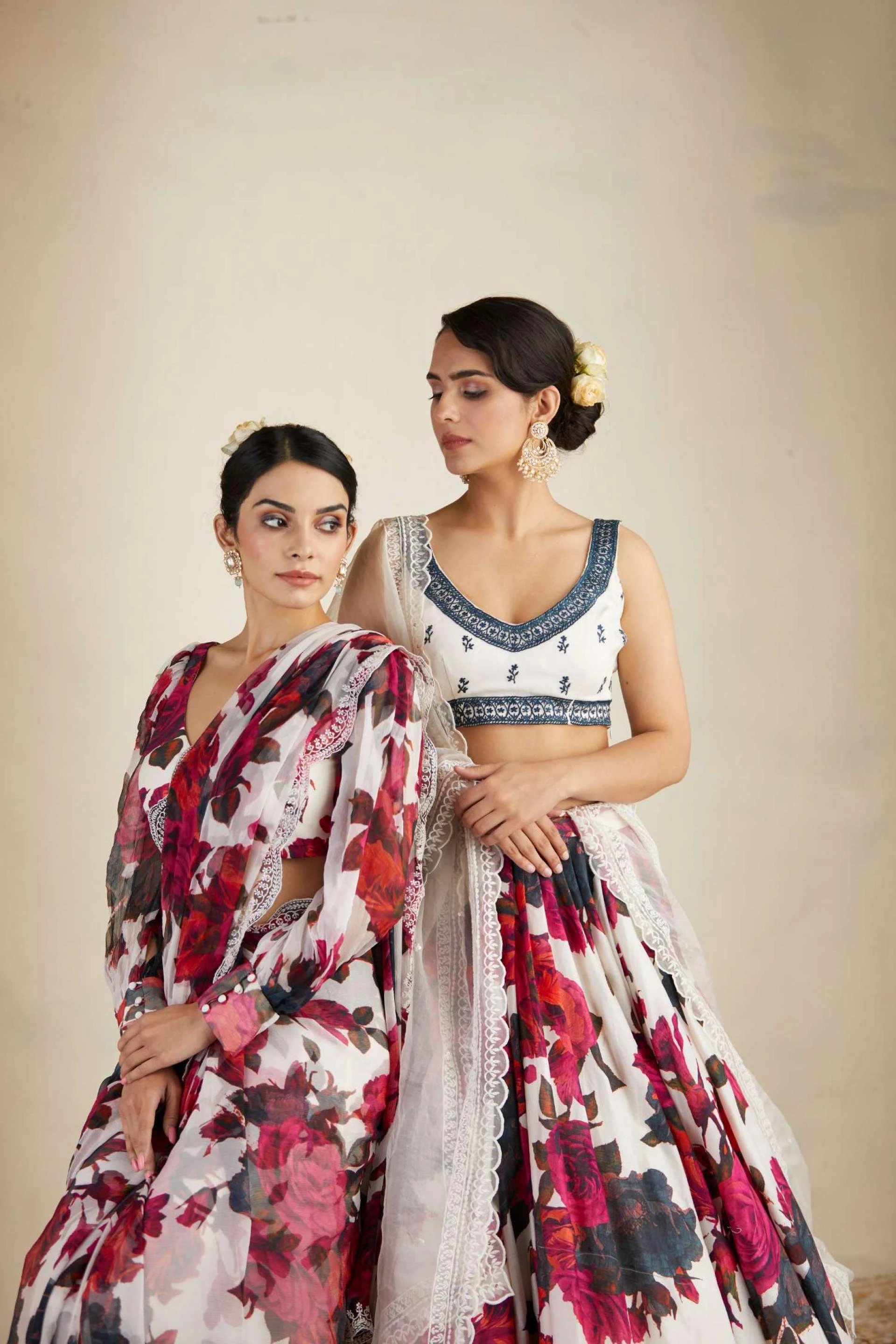 Glamorous Bollywood Outfits to Steal the Spotlight