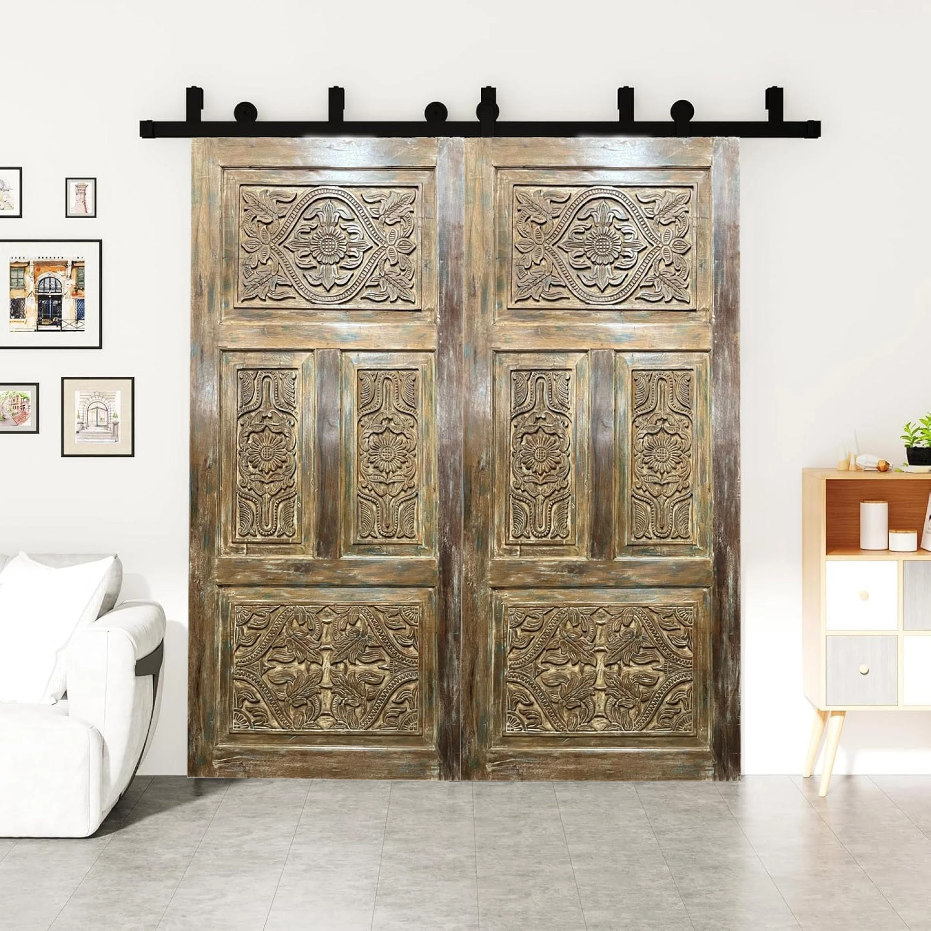 Ranch Revival: Statement Doors & Artisanal Elegance