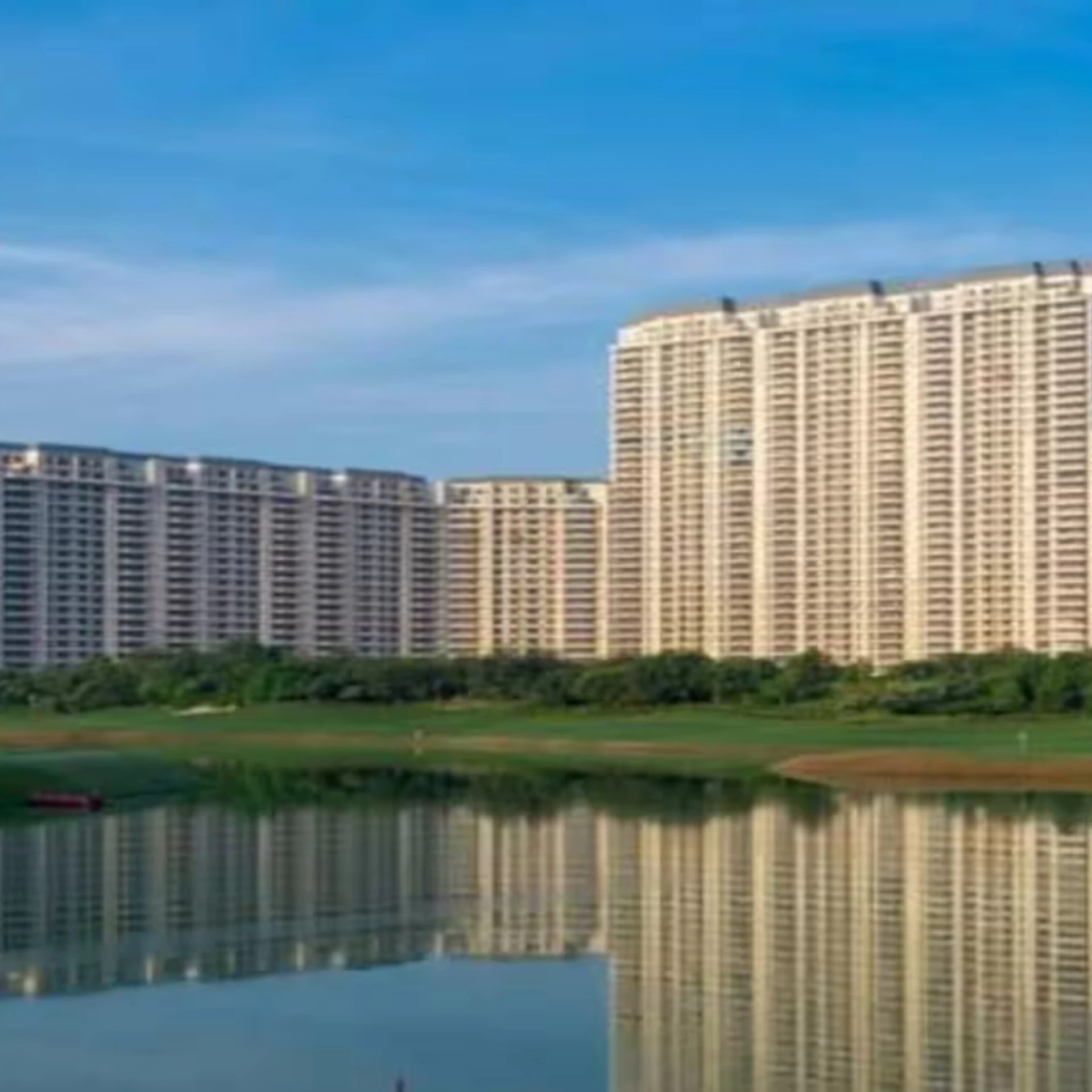 DLF Camellias: Elevating Modern Urban Living Experiences