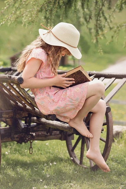 Summer Hats for Women: Stylish Protection for Sunny Days.