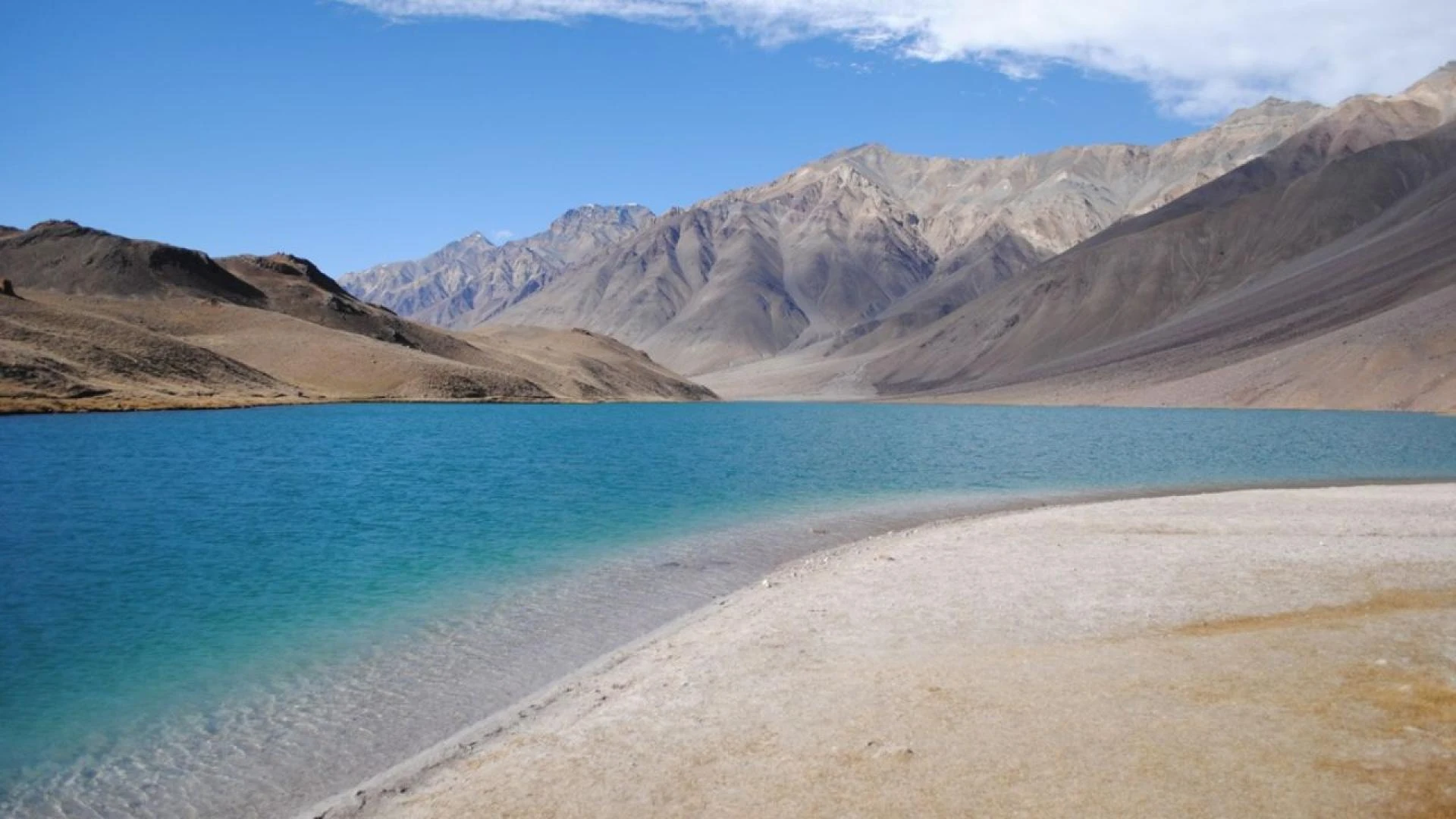 Hampta Pass Trek Itinerary: Your Day-by-Day Trekking Plan