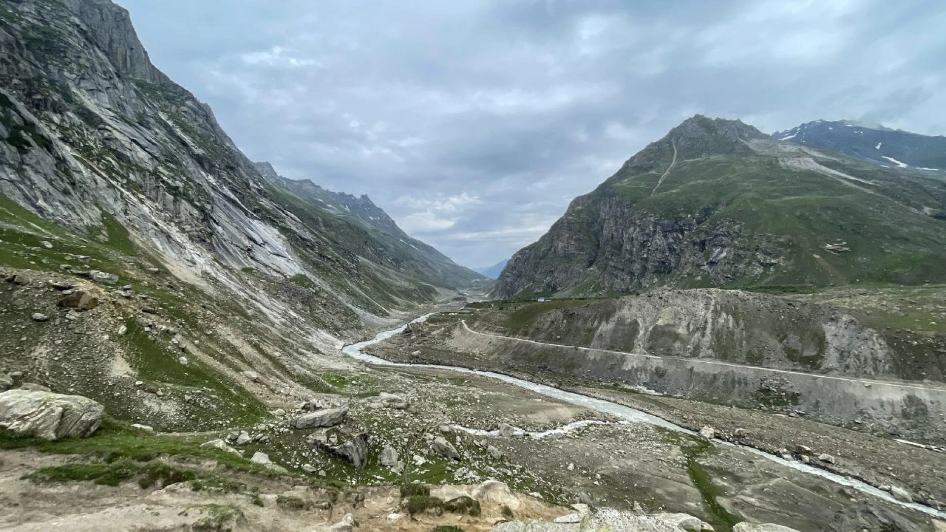 Hampta Pass Trek Itinerary: Your Day-by-Day Trekking Plan