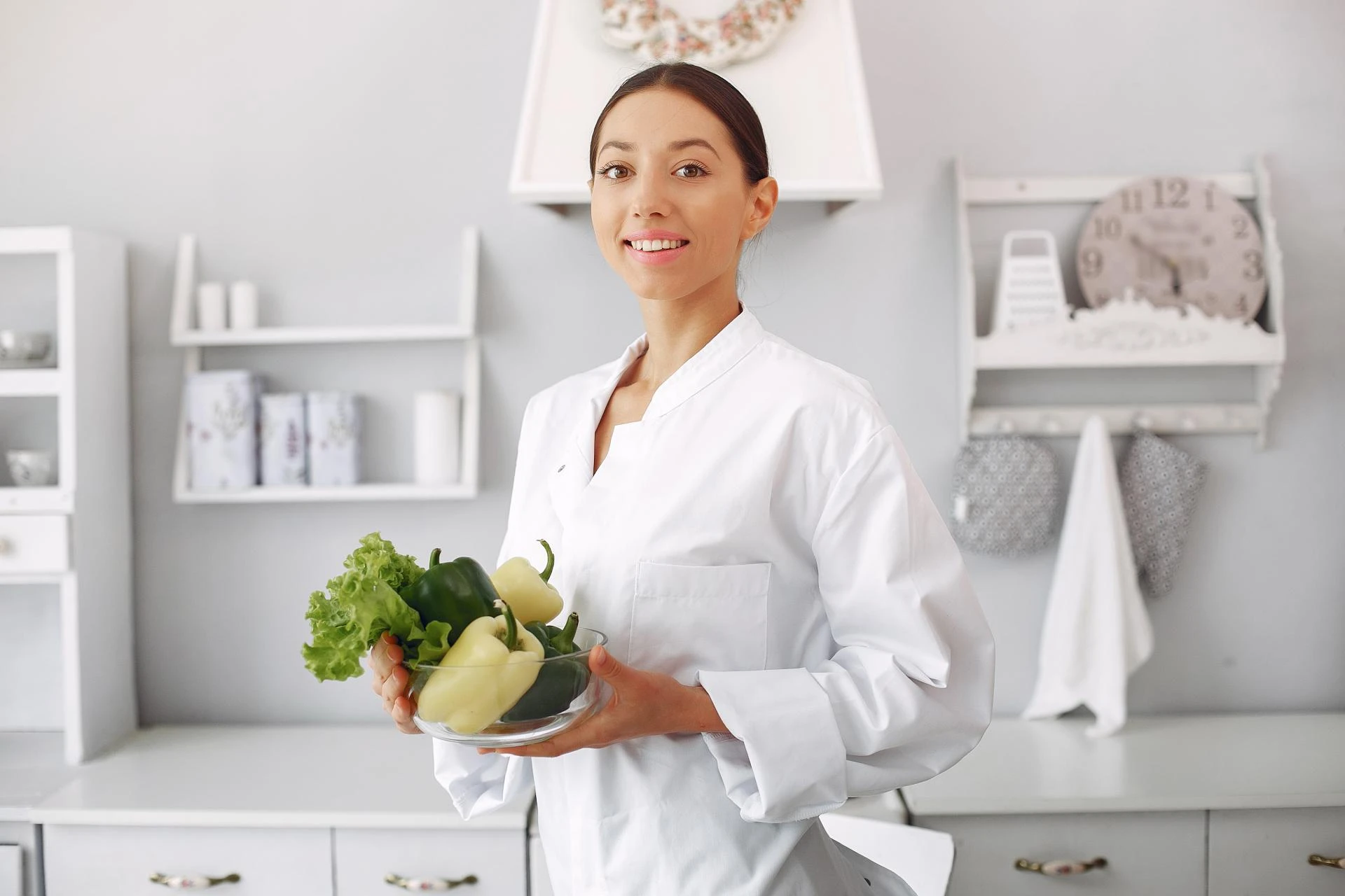 The Role of a Food Consultant in Hotel and Resort Dining Experiences