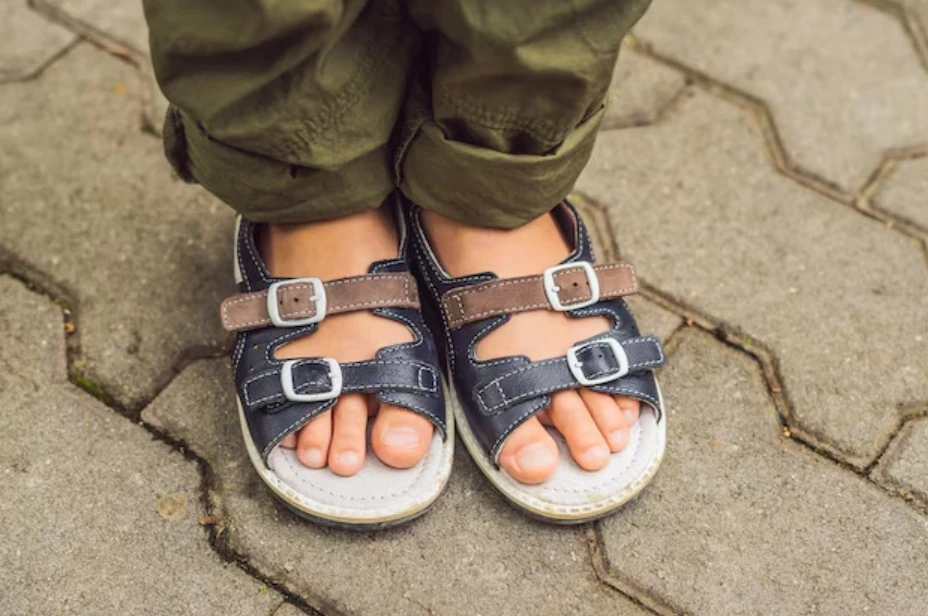 Lekkie sandały dla chłopca – komfort i styl na lato