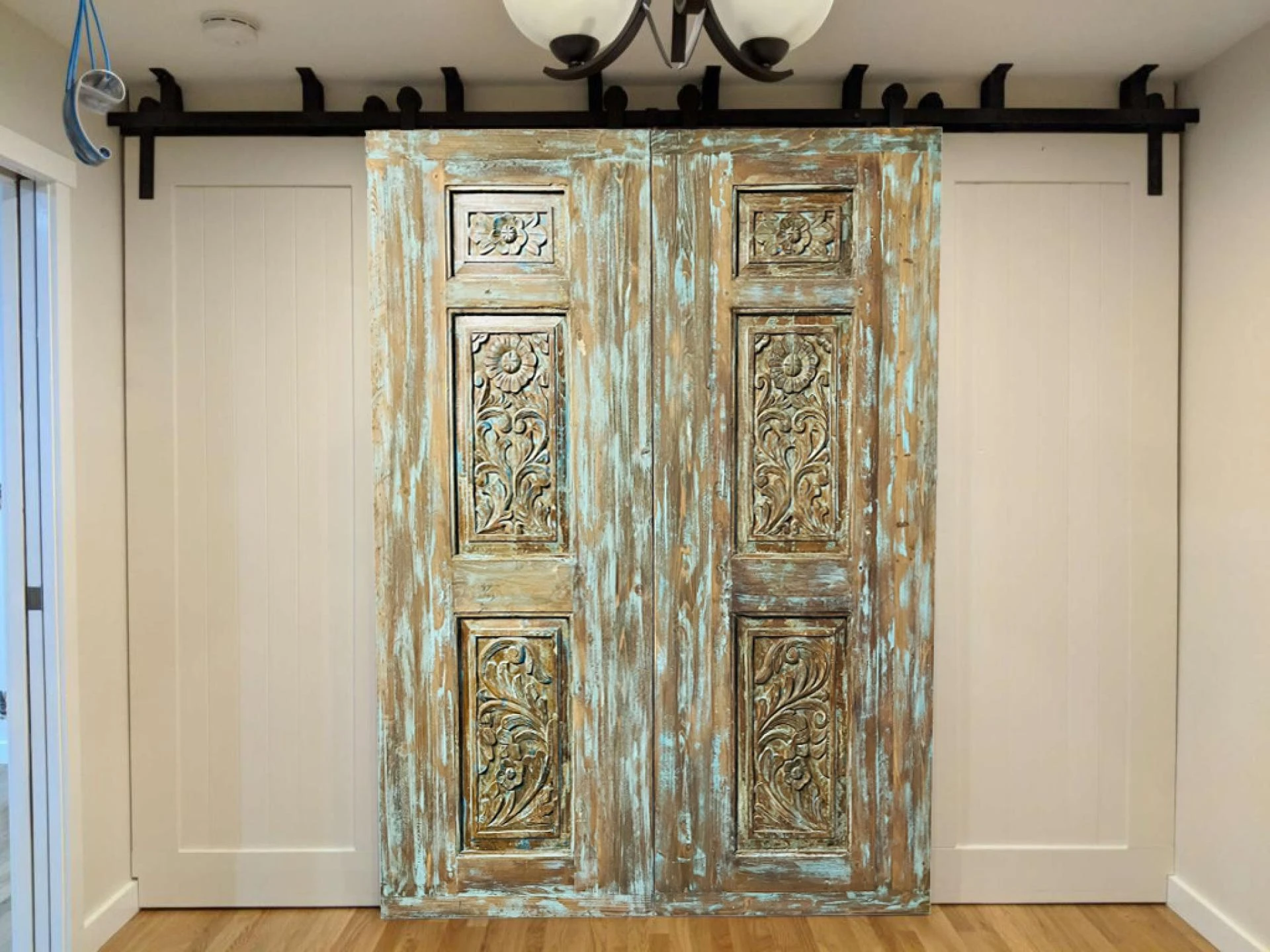 Discover This Hollywood Home Where the Designer Blends Eclectic Maximalism with Old-World Charm