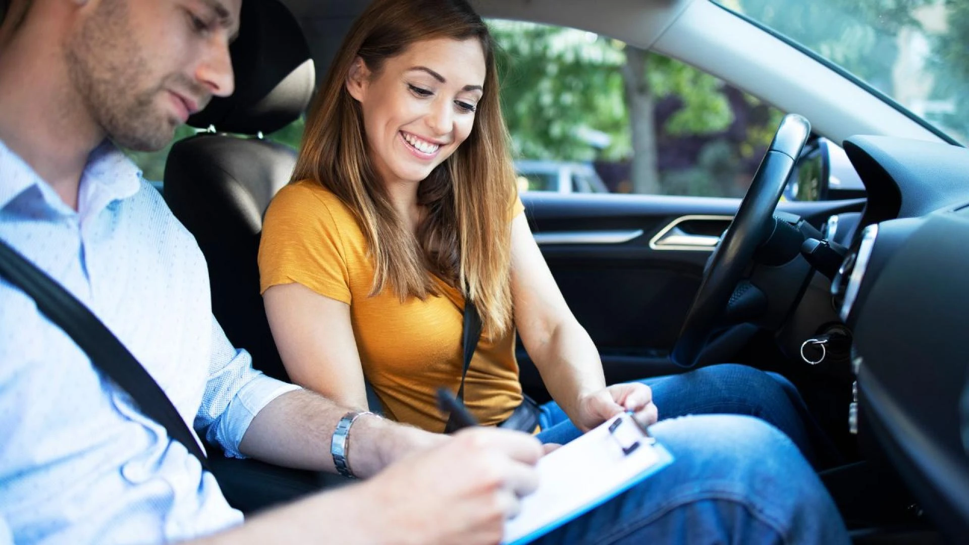 Trusted Path to Freedom: Ladies Driving School in Lahore