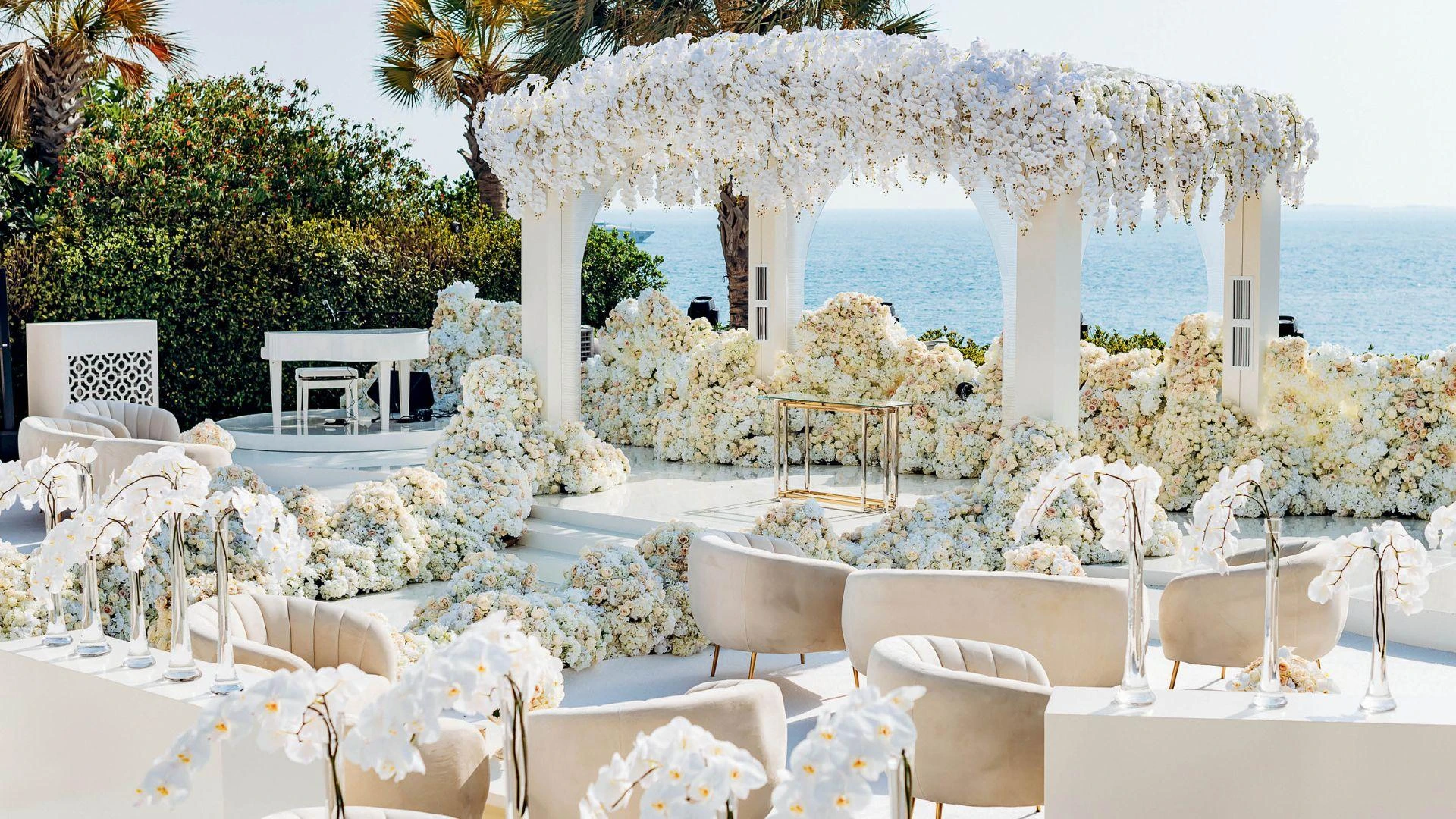 How does one hire a wedding planner?