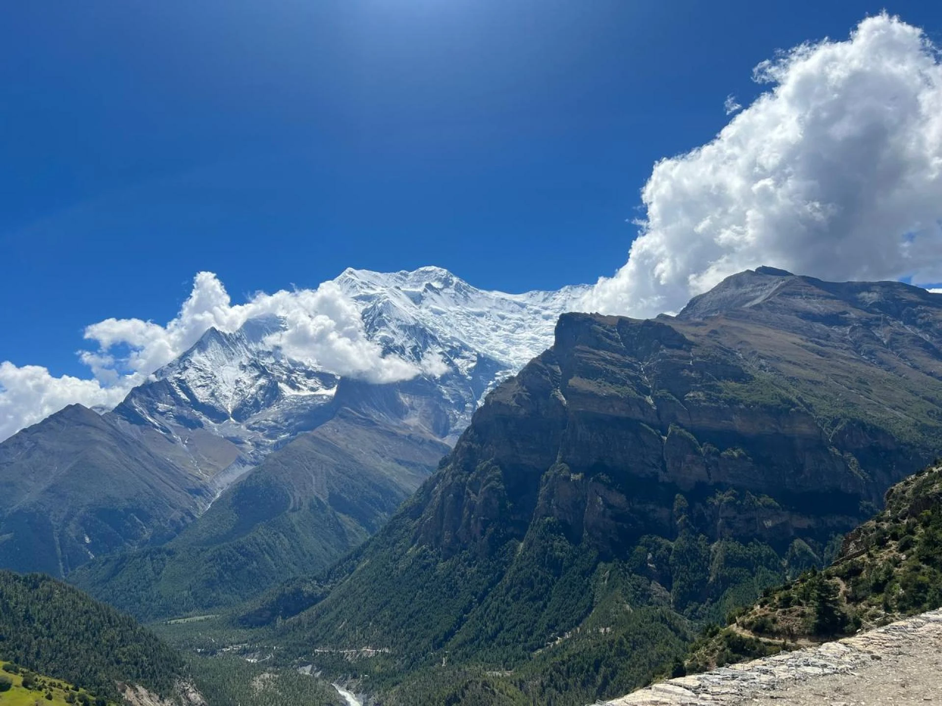How much does Annapurna Circuit Trek Cost in 2025?