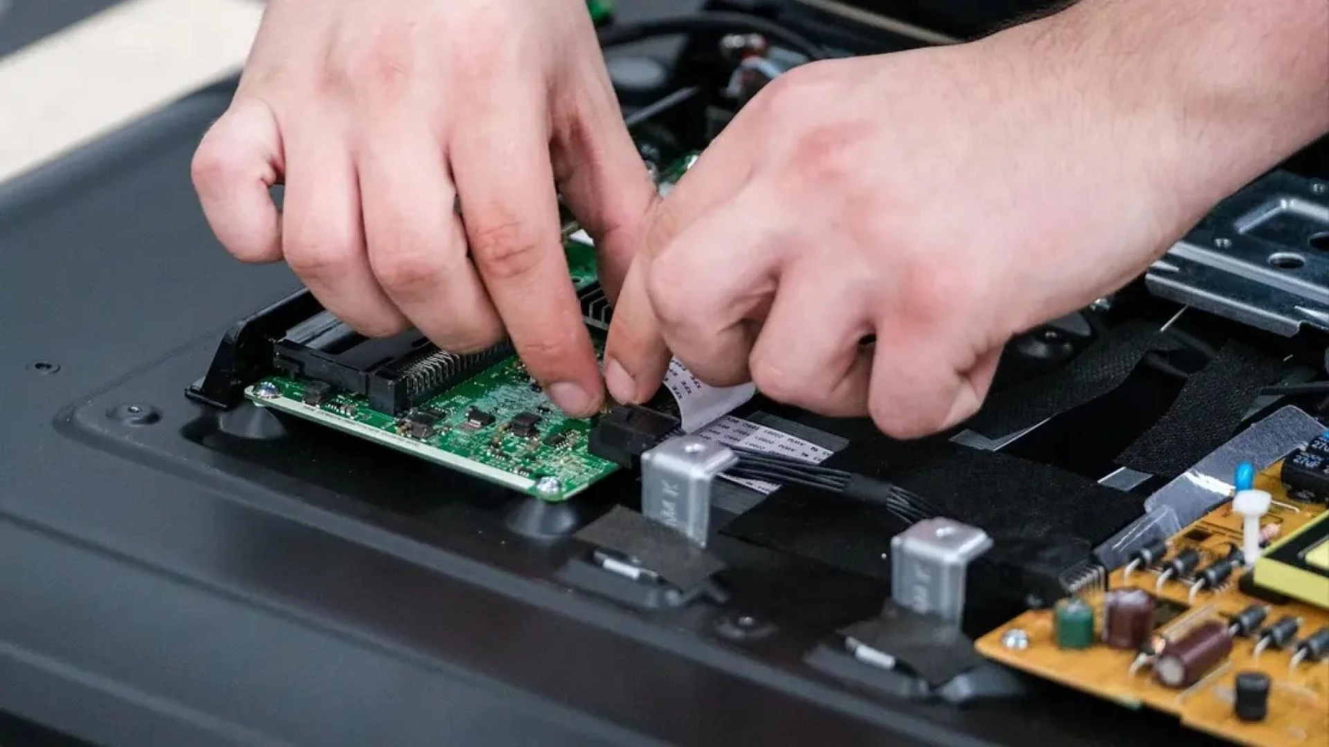 Box Build Assembly Process: Step-by-Step Guide from Components to Final Product